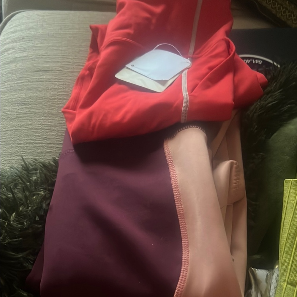 2 pairs small BNWT FABLETICS